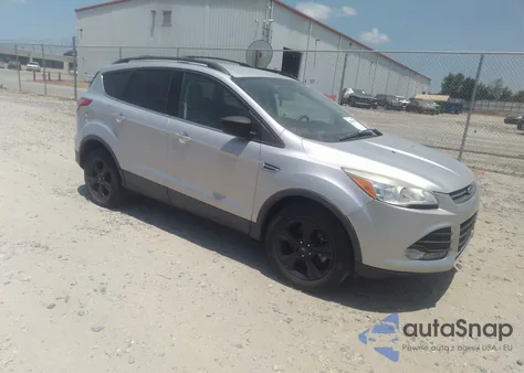 2014 Ford Escape Se z USA, uszkodzony, nr VIN 1FMCU9GX9EUA57799
